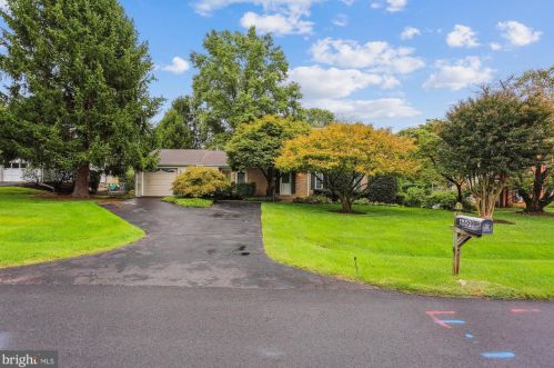 6609 Garrett Rd, Rockville, MD 20855-1511