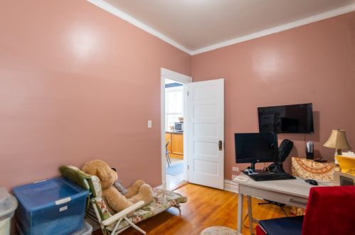 1652 Avers Ave, Chicago IL 60625-6014 exterior