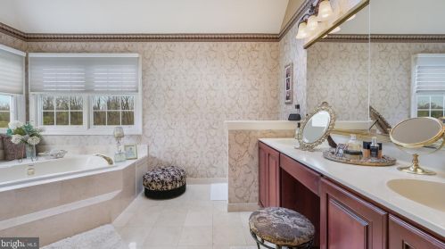 2706 Dillon Dr, Jamison PA 18929-1259 exterior