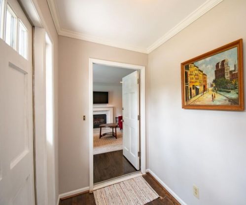 9005 Carroll Manor Dr, Atlanta GA  30350-2010 exterior