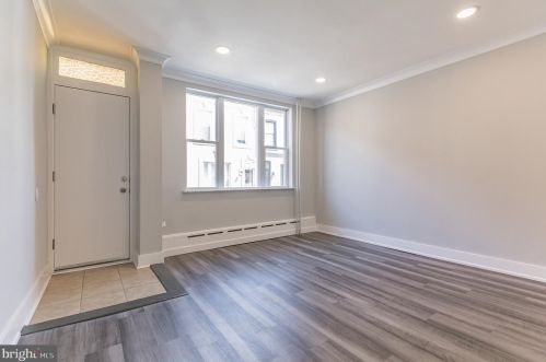 2414 Alder St, Philadelphia PA  19148-3626 exterior