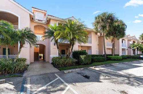 10015 Perfect Dr, Fort Pierce FL  34986-3062 exterior