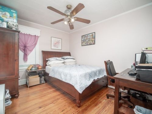 77 Riverdale St, Methuen MA 01844-6105 exterior