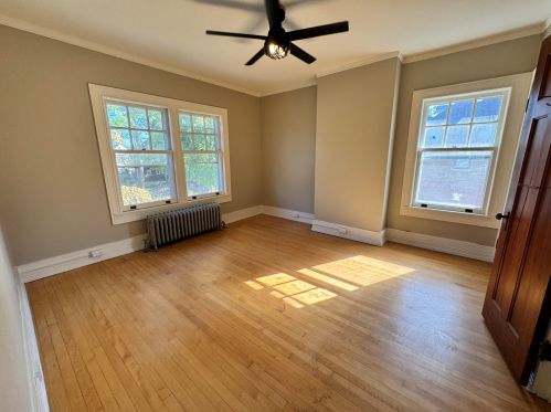 3225 Hackett Ave, Milwaukee WI 53211-3140 exterior