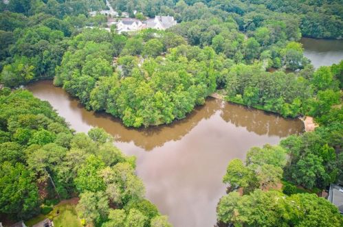 1301 Hearst Dr, Atlanta, GA 30319-2710