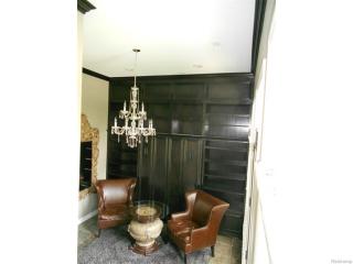 513 Lewis St, Bham MI  48009-6563 exterior