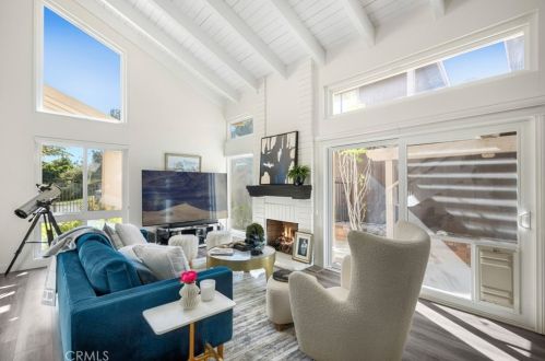 615 Augusta Ct, Fullerton CA  92835-2769 exterior