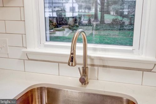 536 Friendship Ave, Lancaster PA  17601-4416 exterior