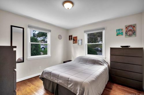 218 Alexander Rd, New Britain CT 06053-1060 exterior