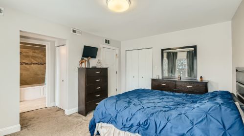 209 19 Ave, Broadview IL 60153-1727 exterior