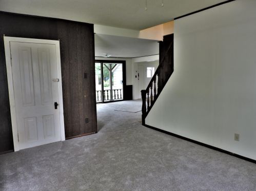 818 Mechanic St, Big Rapids MI 49307-1238 exterior