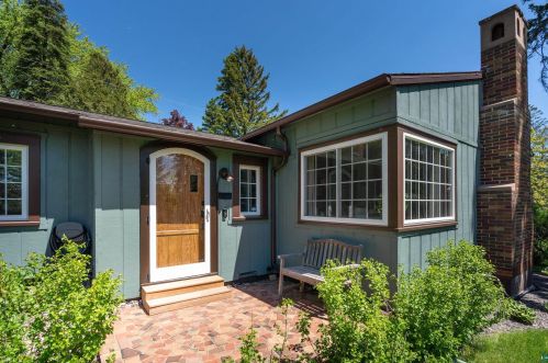 4109 Cooke St, Duluth MN 55804-1944 exterior