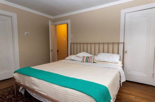 109 Race St, Pittsburgh PA  15218-1337 exterior