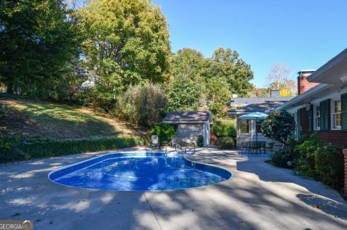 1179 Springdale Rd, Gainesville GA 30501-2443 exterior