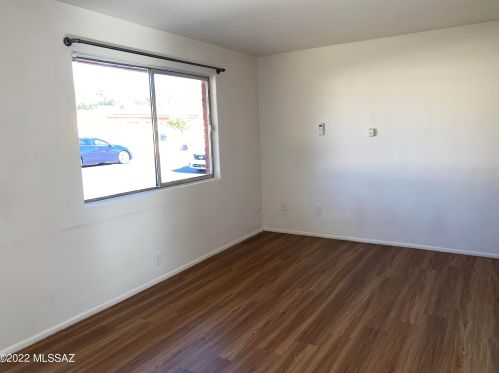 231 Limberlost Dr, Tucson AZ  85705-2773 exterior