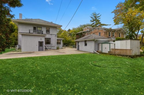 444 Sheridan Rd, Waukegan IL 60085-4018 exterior