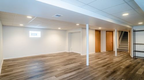 3927 Lawndale Ave, Chicago IL  60618-3107 exterior