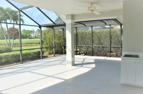 244 Edgemere Way, Naples FL 34105-7192 exterior