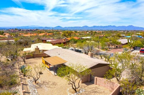 6472 Burro Creek Pl, Tucson AZ  85718-2302 exterior