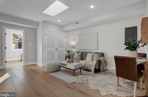 1137 Owen Pl, Washington, DC 20002-2614