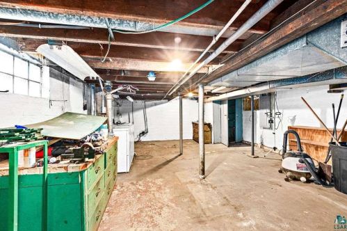 5311 Columbia St, Duluth MN 55807 exterior