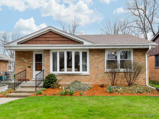 716 Fairfield Ave, Elmhurst, IL 60126-4217