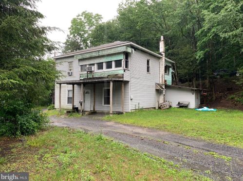 1560 Bunting St, Primrose PA 17901-9005 exterior