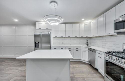 2718 Monroe St, Chicago IL 60624-2661 exterior