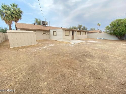 7015 Camelback Rd, Phoenix AZ  85033-1535 exterior