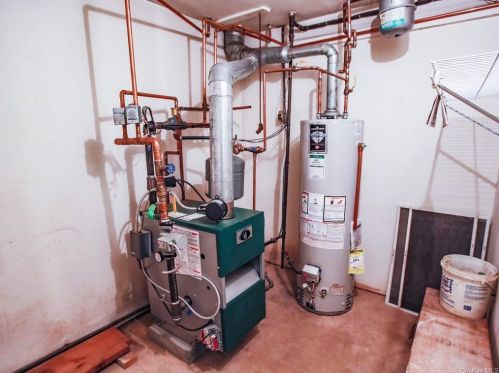 63 Commonwealth Ave, Middletown NY 10940-4626 exterior