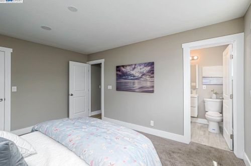 5501 Arizona Dr, Concord CA  94521-4026 exterior