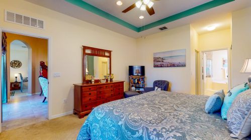 10051 Chadwick Dr, Fort Pierce FL 34987-2418 exterior