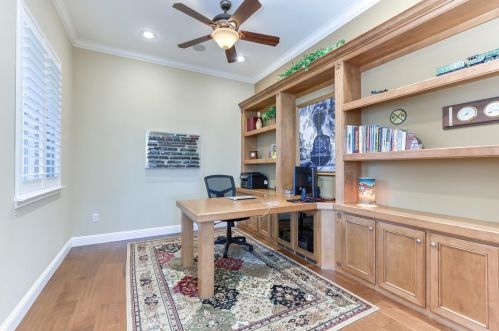 4054 Borders Dr, Folsom CA 95762-5415 exterior