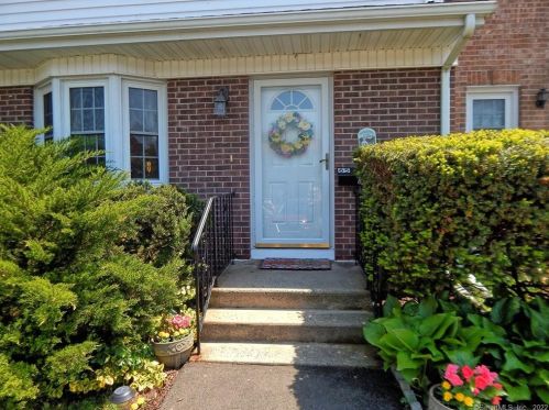 85 Salem Walk, Milford, CT 06460-7133