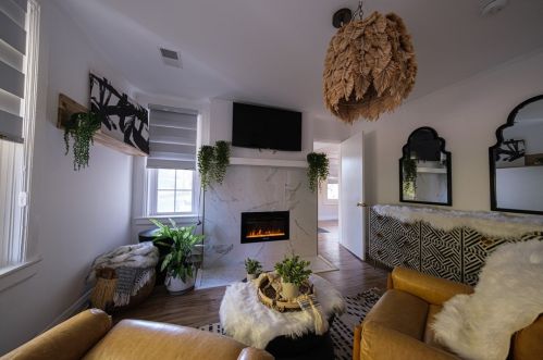 9116 Frankstown Rd, Pittsburgh PA  15235-1433 exterior