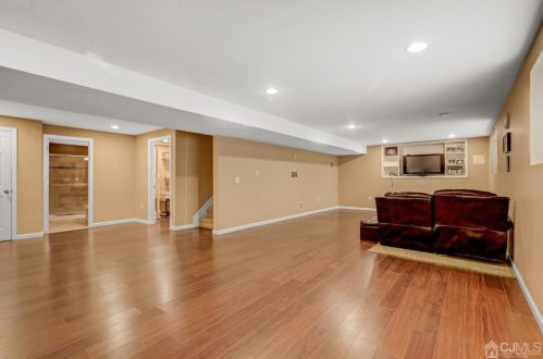 3 Timber Grove Ct, Old Bridge NJ 08857-3571 exterior