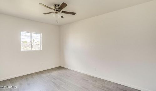 4633 2nd St, Phoenix AZ  85040-2119 exterior