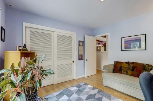 6621 Wisconsin Ave, Milwaukee WI 53213-3914 exterior