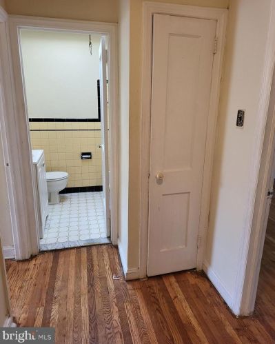 120 Spg Vly Rd, Darby PA exterior