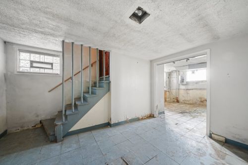 9540 Lowe Ave, Chicago IL 60628-7435 exterior