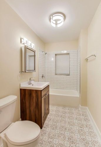 4236 Champlain Ave, Chicago IL  60653-2924 exterior