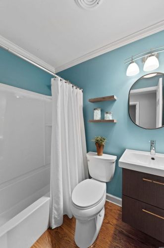 995 Sandstone Dr, Saint Louis MO 63146-5033 exterior