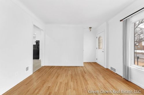 1447 Hazen St, Grand Rapids MI  49507-3712 exterior