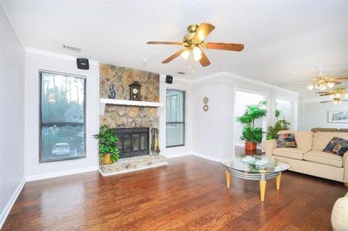 3417 Ivys Walk, Atlanta GA  30340-4042 exterior