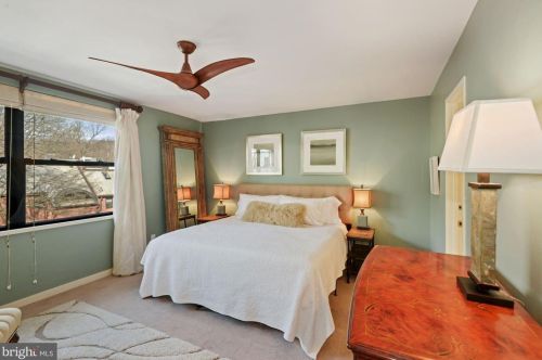 1678 Oak St, Washington DC 20010-1818 exterior