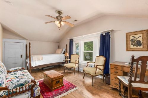 1912 Mccausland Ave, Saint Louis MO 63117-1906 exterior