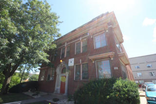 111 Springfield Ave, Champaign IL  61820-7904 exterior