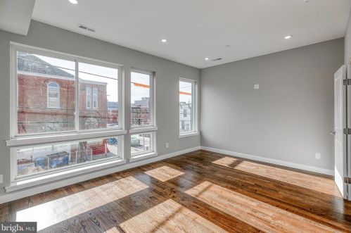 2147 Federal St, Philadelphia PA 19146-3828 exterior