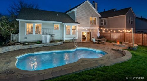 1539 Stockton Ln, Bull Valley IL 60014-2022 exterior