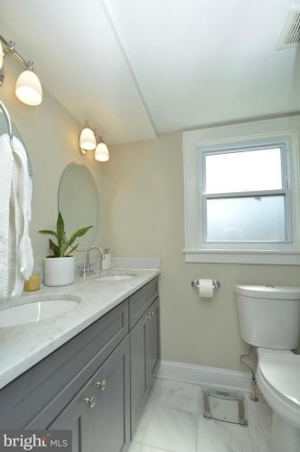 2411 30 St, Washington DC 20018-1532 exterior